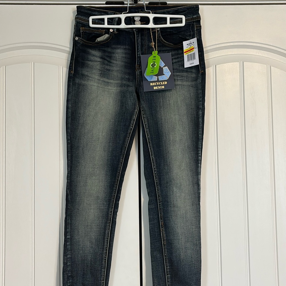 Mistier cropped jeans in size 9
